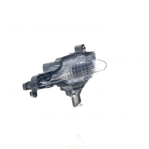 Front Bar Park / Indicator Lamp Drivers Side Certified suits Mazda 3 BN