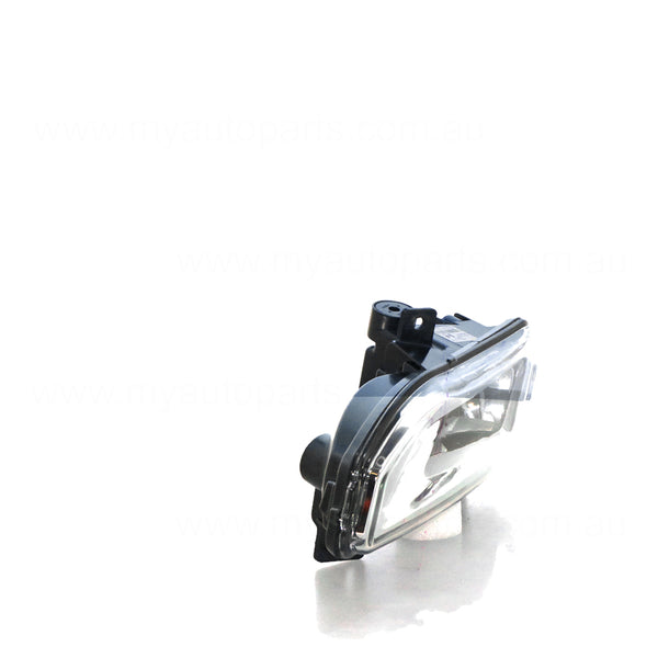 Fog Lamp Drivers Side OEM suits Nissan
