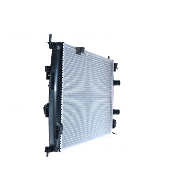 Radiator 35 / 35 mm Plastic Aluminium 590 x 428 x 26 mm Manual/Auto 2.0L L MR20 Aftermarket Suits Nissan Dualis J10 2007 to 2009