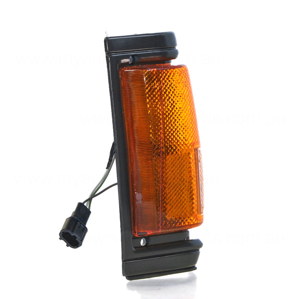 Front Park / Indicator Lamp Passenger Side Aftermarket Suits Nissan Navara D21 1986 to 1992