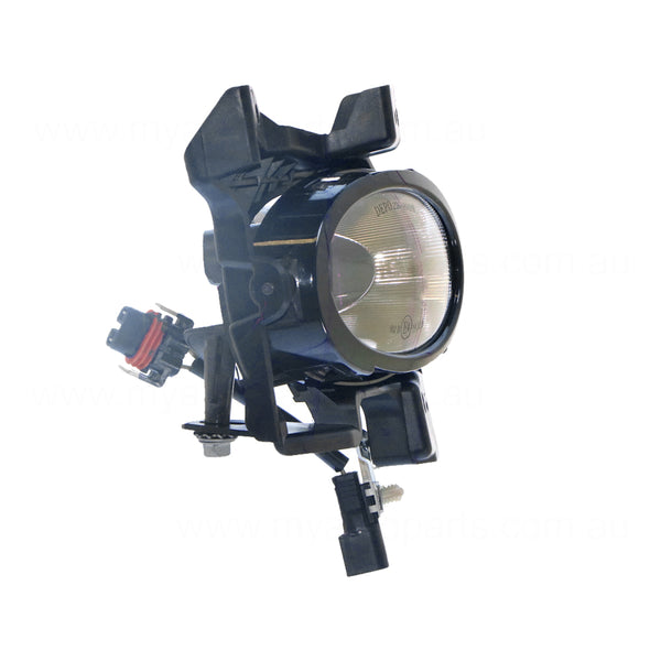Fog Lamp Drivers Side Certified Suits Mazda 3 BK Hatch 2007 to 2009