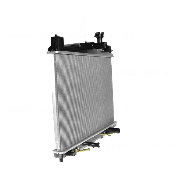 Radiator 28 / 28 mm Plastic Aluminium 350 x 558 x 16 mm Manual/Auto 1.5L L ZY Aftermarket Suits Mazda 2 DE 2007 to 2014