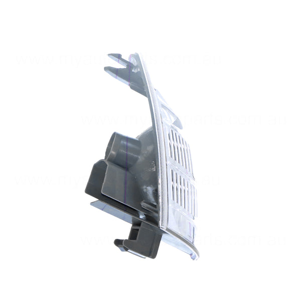 Front Park / Indicator Lamp Drivers Side Certified Suits Nissan X-Trail T30 2001 to 2007