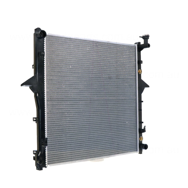 Radiator Aftermarket Suits Kia Sorento BL 2003 to 2009 - 580 x 640 x 26 mm