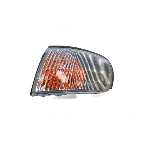Front Park / Indicator Lamp Passenger Side OEM Suits Nissan Pulsar N15 1995 to 2000