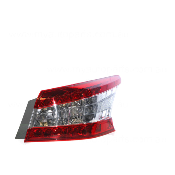 LED Tail Lamp Drivers Side Certified Suits Nissan Pulsar B17 2012 to 2017