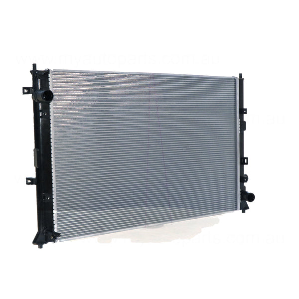 Radiator Plastic Aluminium Aftermarket Suits Honda Civic FC 2016 to 2021