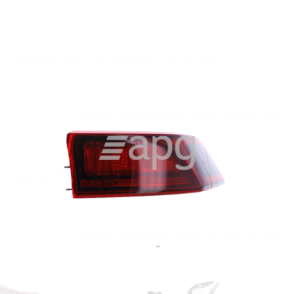Kia Carnival OEM Tail Lamp Drivers Side 09/2020 to 04/2023 - 92402R0000