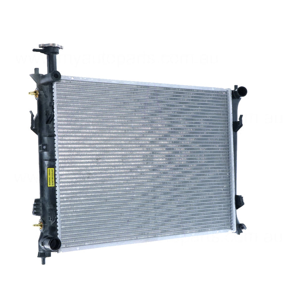 Radiator 33 / 33 mm Plastic Aluminium 600 x 438 x 16 mm Manual/Auto 2.0L L G4KD8H Aftermarket Suits Kia Cerato TD 2009 to 2013