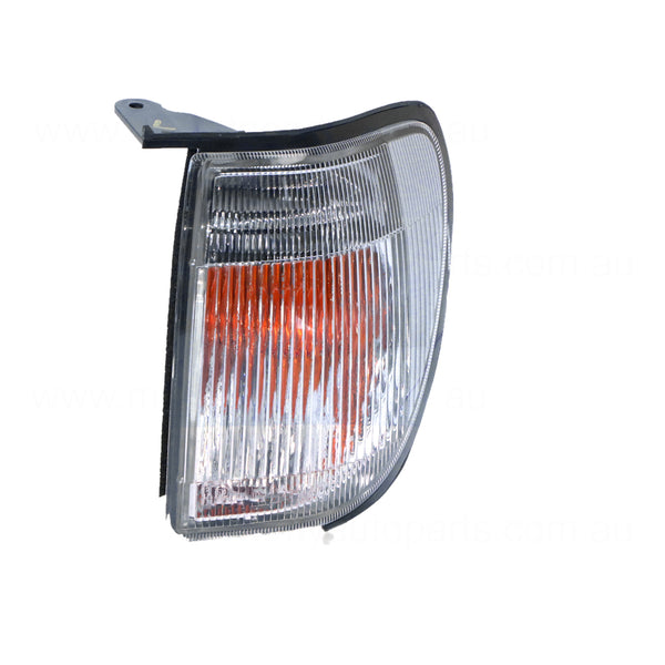 Front Park / Indicator Lamp Passenger Side OEM Suits Nissan Pathfinder R50 1998 to 2005