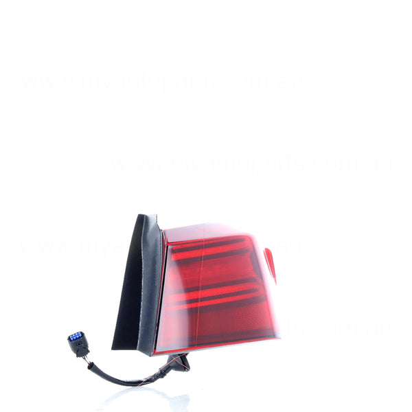 Kia Cerato OEM Tail Lamp Drivers Side 04/2021 to / - 92402M6600