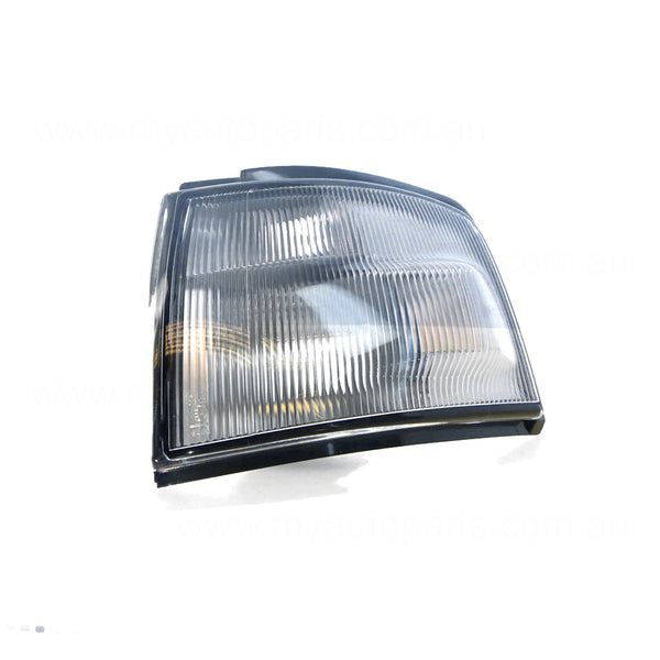 Front Park / Indicator Lamp Passenger Side OEM Suits Mazda 121 Metro Dw DW 11/1996 to 2/2000