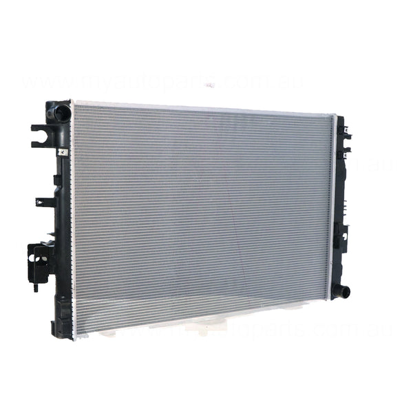 Radiator Aftermarket suits Nissan Navara