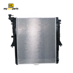 Radiator 35 / 35 mm Plastic Aluminium 525 x 635 x 16 mm Manual 5.8 mm Fin 2.4 L 4N15 Aftermarket suits Mitsubishi Triton MQ