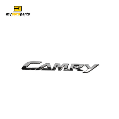Boot lid Emblem "Camry" Genuine Suits Toyota Camry Hybrid AVV50R 1/2012 to 9/2017
