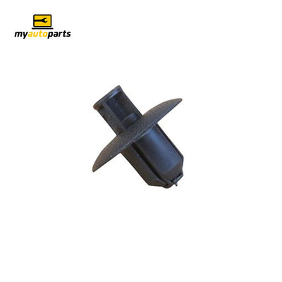 Clip Genuine suits Toyota Camry