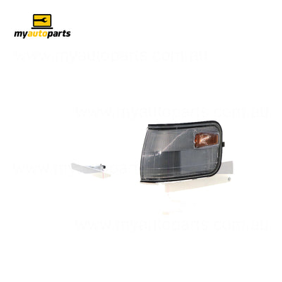 Front Park / Indicator Lamp Passenger Side Genuine suits Mitsubishi