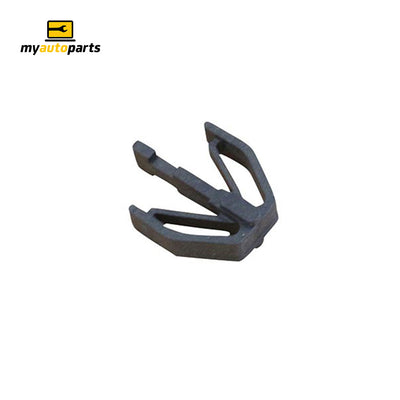 Clip Genuine suits Toyota Hiace