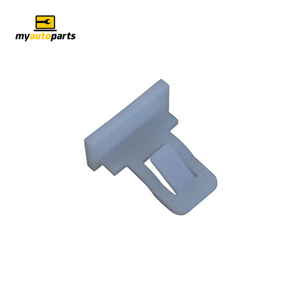 Clip Genuine Suits Toyota Corolla ZZE122R 2001 to 2004