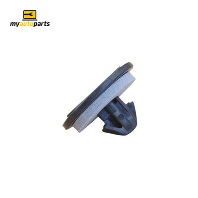 Clip Genuine suits Toyota Corolla