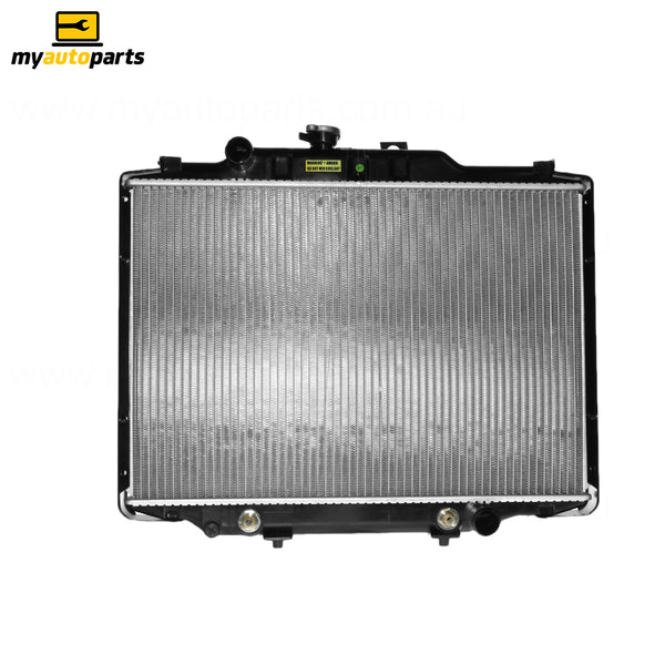 Radiator 35 / 35 mm Plastic Aluminium 390 x 568 x 26 mm Manual/Auto 4G63/4G64/4D56 Aftermarket Suits Mitsubishi Express SJ 1986 to 2013