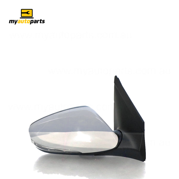 Door Mirror, Folding With Indicator, Drivers Side Genuine suits Hyundai i30 5/2012 to 4/2017