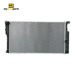 Radiator 38.5 / 38.5 mm 600 x 338 x 32 mm 8 mm Fin Aftermarket Suits BMW 3 Series F30 2015 to 2019
