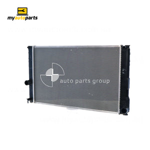 Radiator 34 / 34 mm Plastic Aluminium 600 x 370 x 16 mm CVT 1.5 L 1NZ-FXE Aftermarket suits Toyota Prius-C NHP10R