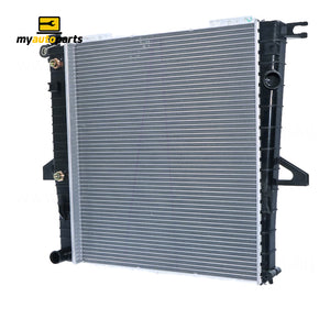 Radiator 38 mm 38 / Plastic Aluminium 528 x 598 x 28 mm Manual/Auto 4.0L L UZA,XZA Aftermarket Suits Ford Explorer UN/UP/UQ 1996 to 2001