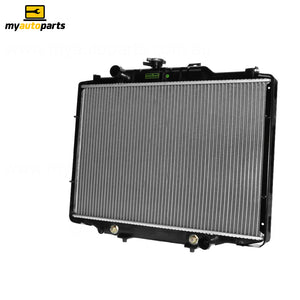 Radiator 35 / 35 mm Plastic Aluminium 390 x 568 x 26 mm Manual/Auto 4G63/4G64/4D56 Aftermarket Suits Mitsubishi Express SJ 1986 to 2013